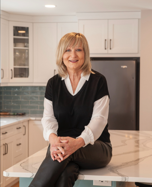ELAINE COOMBS
